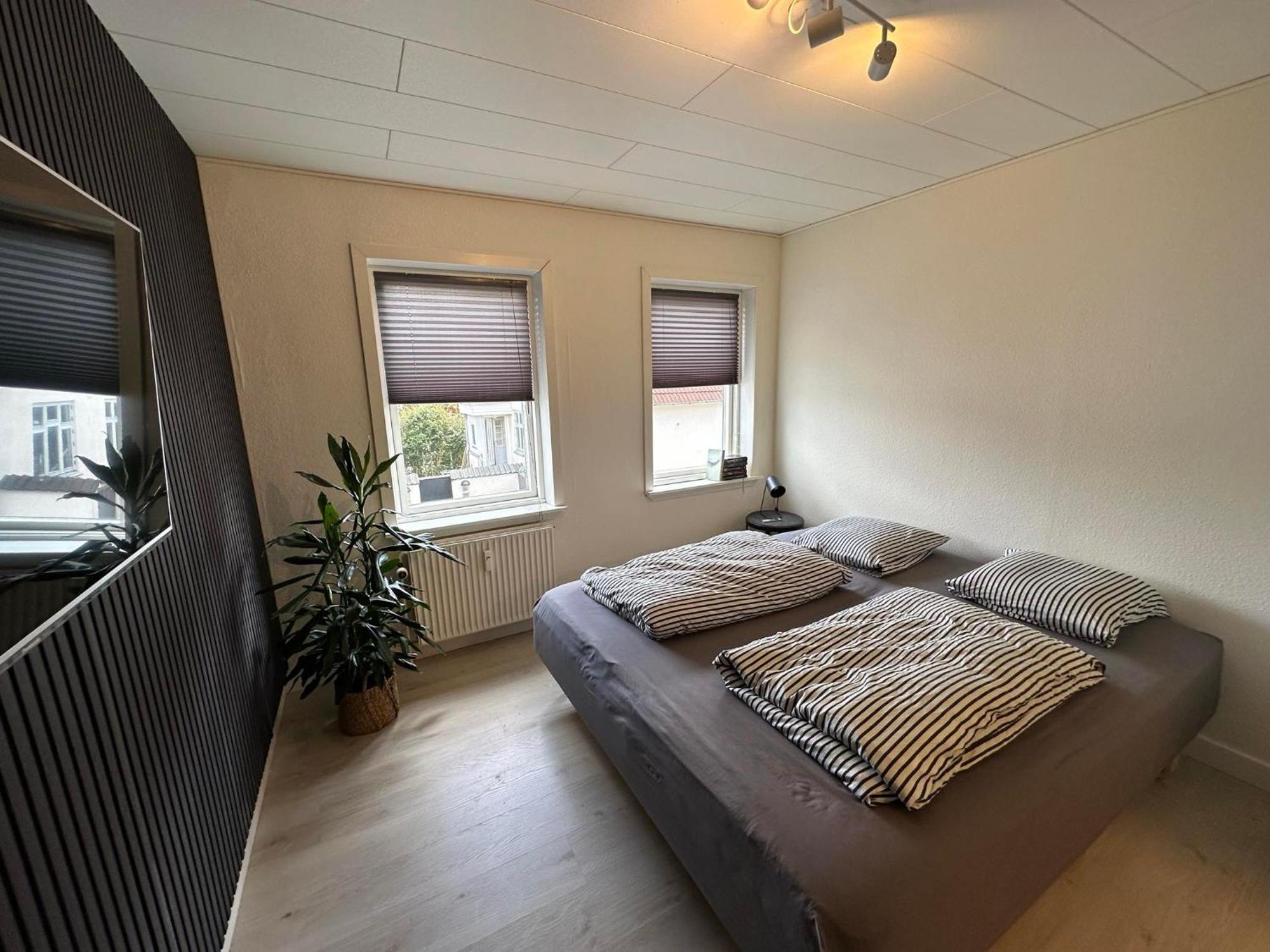 Centralt Beliggende Lejlighed Herning Exterior foto